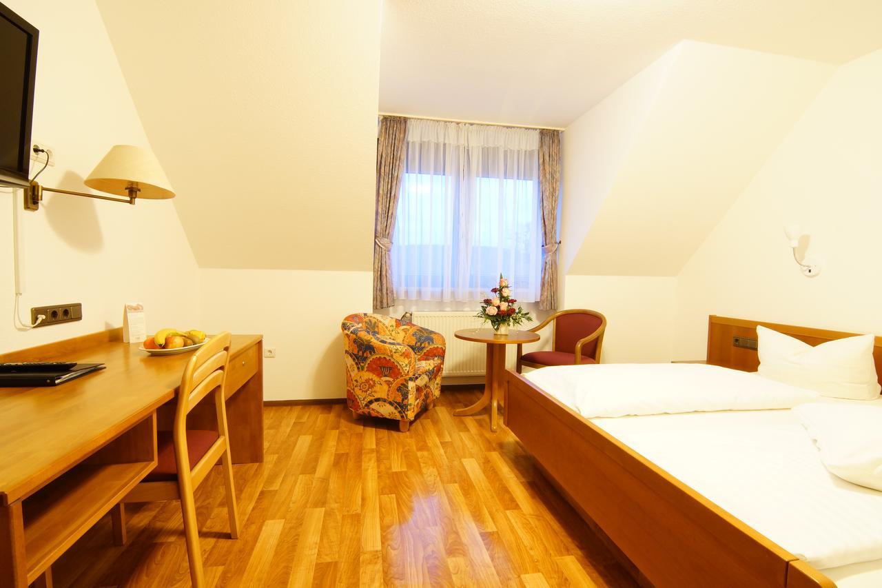Hotel Spitzenpfeil Michelau in Oberfranken Dış mekan fotoğraf
